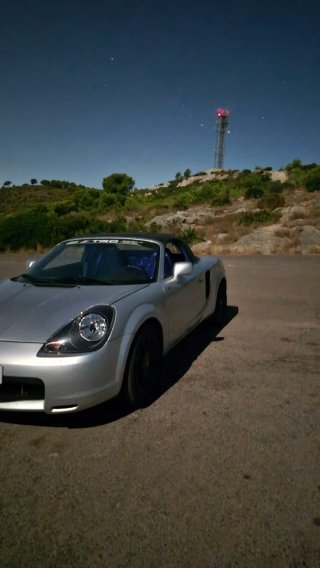 Toyota MR2 2000