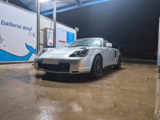 Toyota MR2 2000