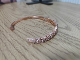 Pulsera Givenchy Oro Rosa y Circonitas