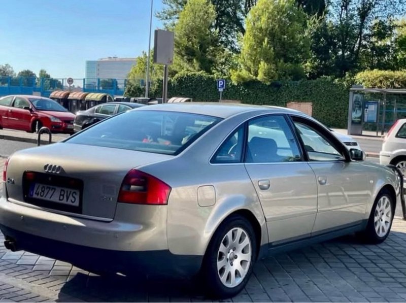 Audi A6 2.4 2002, foto 4