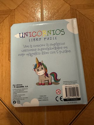LIBRO PUZLE UNICORNIOS