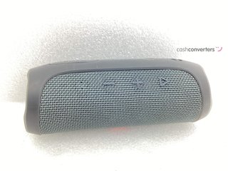 altavoz portatil bluetooth jbl flip essential 2