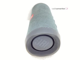 altavoz portatil bluetooth jbl flip essential 2