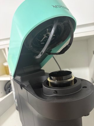 Cafetera Nespresso Vertuo Menta