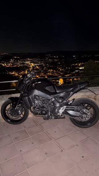 Yamaha MT09 2023 Negra