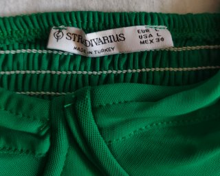 Top verde Stradivarius