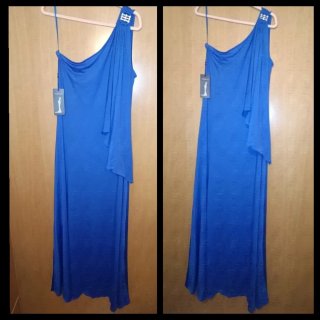 Nuevo. Vestido fiesta azul real broche brillantes
