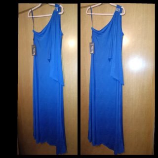 Nuevo. Vestido fiesta azul real broche brillantes