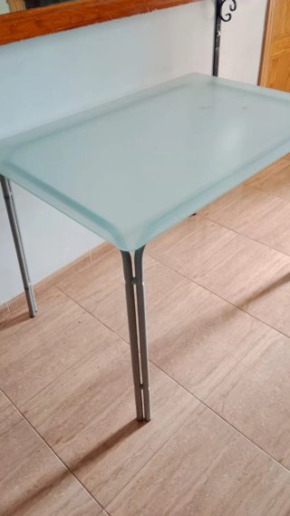 Mesa escritorio cristal y metal
