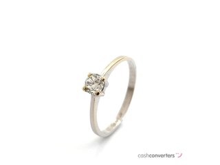 sello oro 18k con piedra con diamante