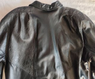 Chaqueta Cuero Vintage Gótica