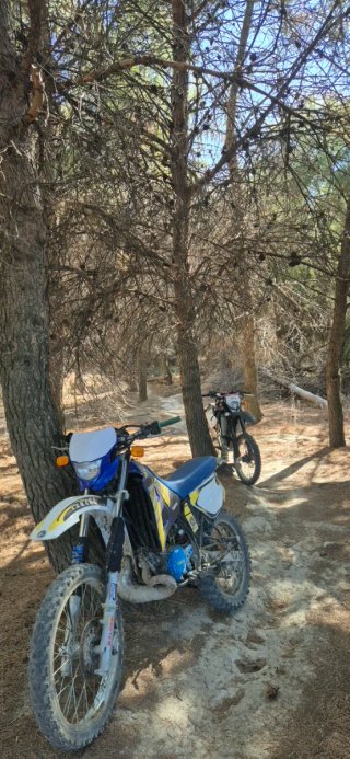 Yamaha DT 125R Enduro/Motocross Moto