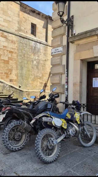 Yamaha DT 125R Enduro/Motocross Moto