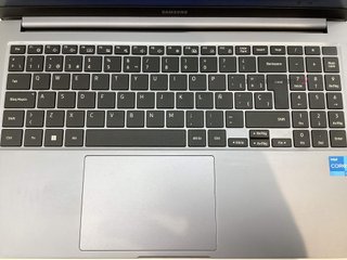 pc portatil samsung 750xgk