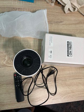 Proyector HY300 Ultra HD Portátil