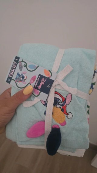 Set 2 Asciugamani Disney Stitch Natale