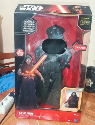 Figura Kylo Ren Star Wars Interactiva
