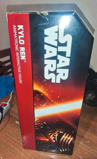 Figura Kylo Ren Star Wars Interactiva