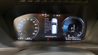 VOLVO XC90 2.0 T8 RECHARGE R-DESIGN AWD AT 5P 7 Plazas