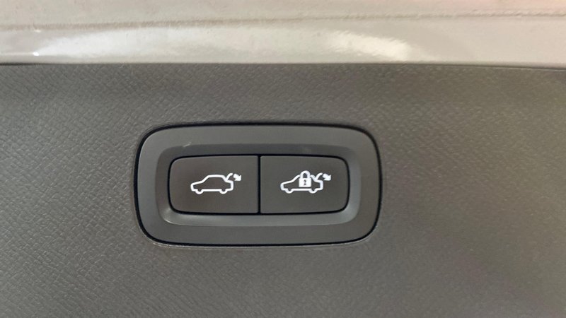 Volvo XC90 2022, foto 16