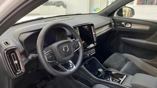 VOLVO XC40 2.0 B3 PLUS DARK AUTO 5P