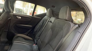VOLVO XC40 2.0 B3 PLUS DARK AUTO 5P