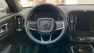 VOLVO XC40 2.0 B3 PLUS DARK AUTO 5P