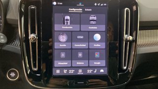 VOLVO XC40 2.0 B3 PLUS DARK AUTO 5P