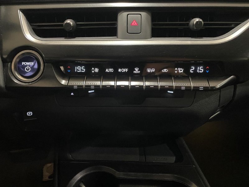 Lexus UX 250h BUSINESS 2020, foto 30