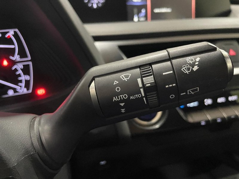 Lexus UX 250h BUSINESS 2020, foto 35