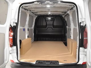 Volkswagen Transporter 2.0 TDI 110CV Furgon batalla corta