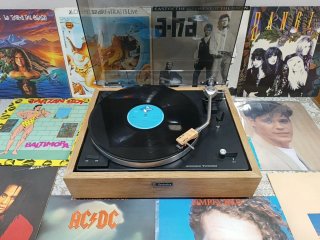 Tocadiscos Technics japonés
