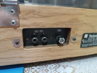 Tocadiscos Technics japonés