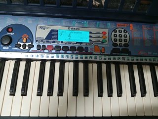 Teclado Yamaha PSR-140