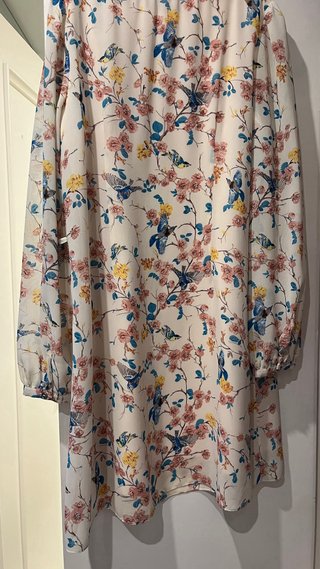Vestido estampado flores y pájaros