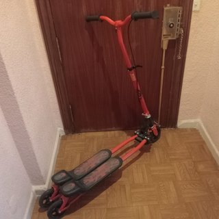 Patinete 3 ruedas tipo tijera