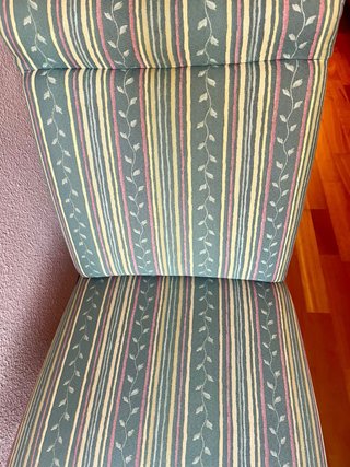 Silla antigua estilo victoriano retapizada