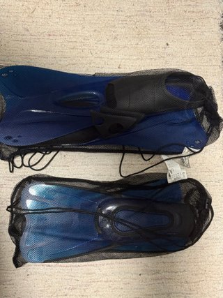 2 Pares Aletas Buceo Talla 42-43 y 43-44