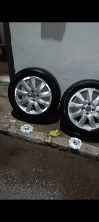 Ruedas completas coche con factura de cubiertas
