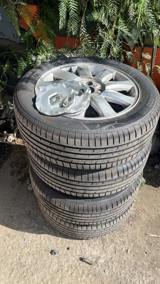 Ruedas completas coche con factura de cubiertas