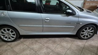 Peugeot 206 2004