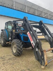 TRACTOR