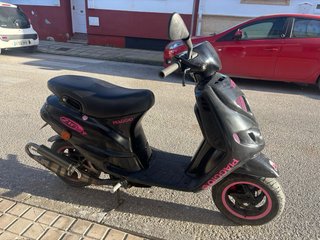 Piaggio Zip Copa refrigerada por agua.