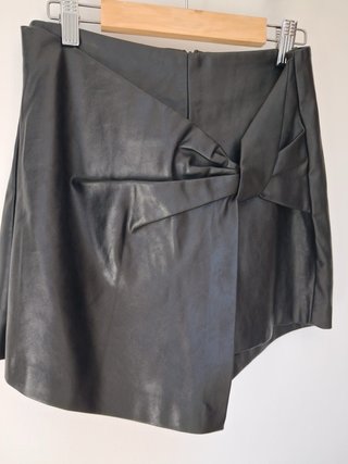 Falda pantalón Zara