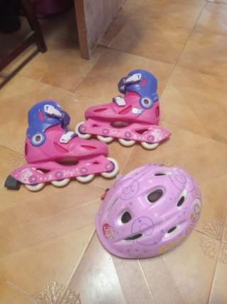 Patines y Casco Rosa Princesas