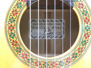 E649331-0 GUITARRA CLASICA GRACILIANO PÉREZ AÑO 20