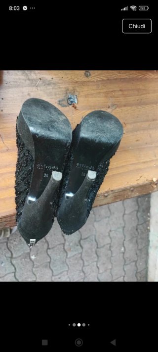 Tronchetto nero con tacco