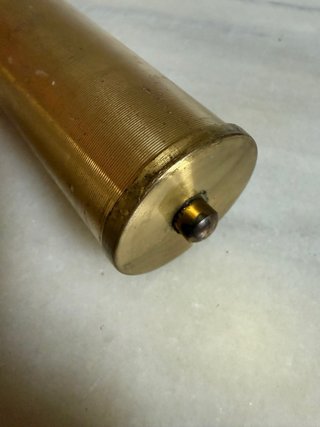 Pesa para reloj de pared