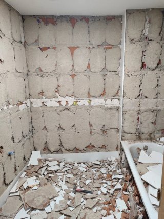 Grifería de ducha.