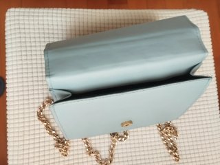 Bolso acolchado cadena dorado